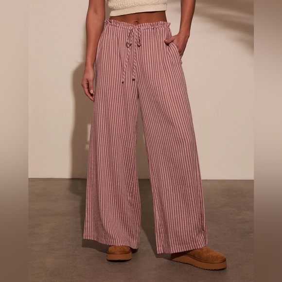 Addiena Striped Drawstring Pant - Picture 2 of 6
